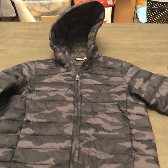 GAP Other - Kids puffy jacket camouflage medium like new